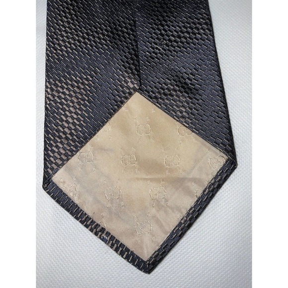 GUCCI Silver Brown Interlinked 100% Silk Men's Tie Made In Italy - Picture 5 of 8